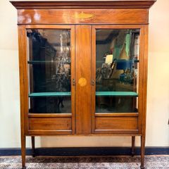 Elegant Sheraton Style 19th Century Display Cabinet