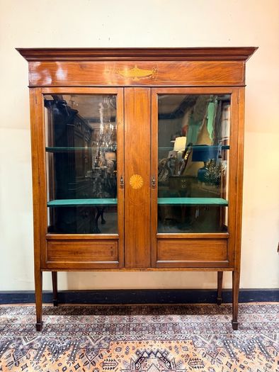 Elegant Sheraton Style 19th Century Display Cabinet