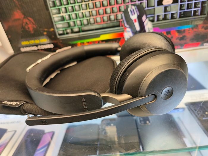 Jabra Evolve 2 65 Wireless Telephone Headset Bluetooth, With Microphone Stereo Black/ Used