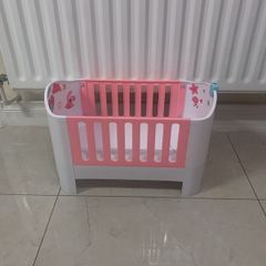 doll's crib