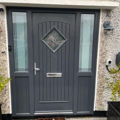 Anthracite Palladio door and side lights