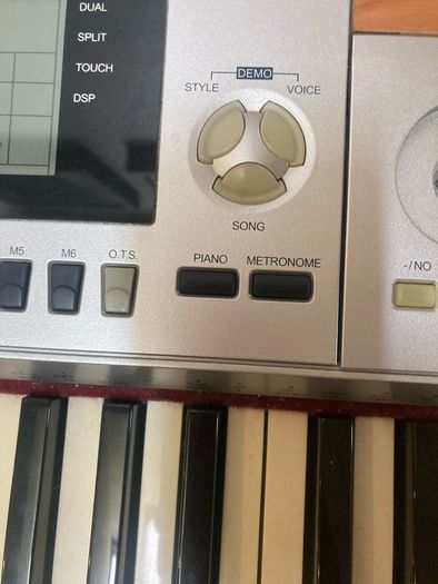 Electric keyboards