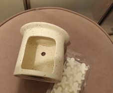 Oil burner /wax melt burner and Gingerbread melts