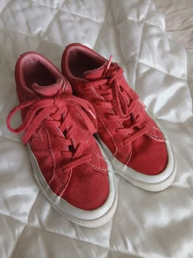 Red Converse