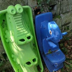 Little Tikes rockers x2