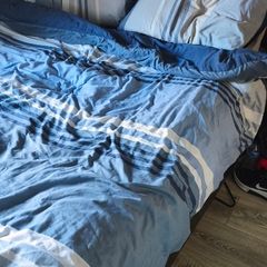 King size bed