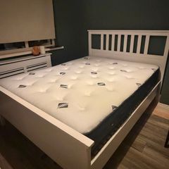 king size bed