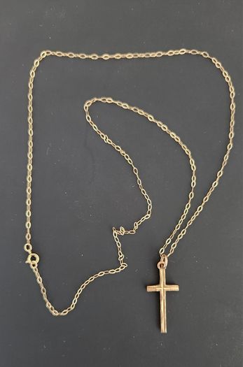 9ct gold necklace