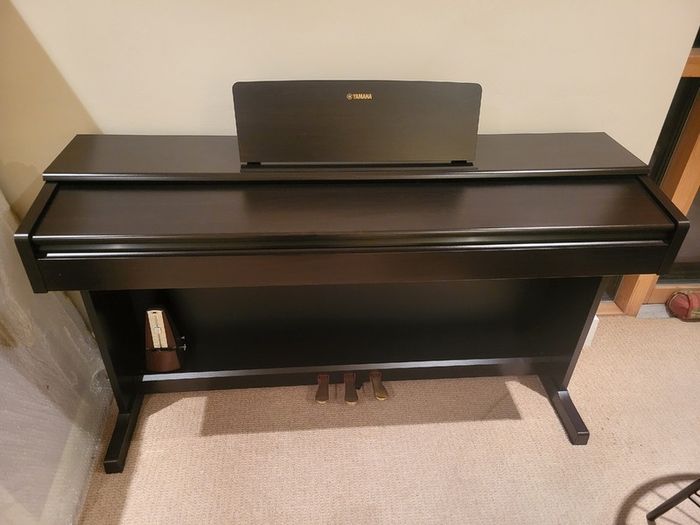 Yamaha Digital Piano 144R