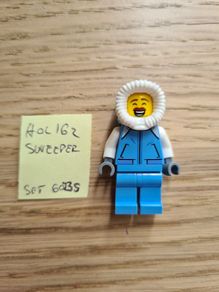 lego hol162 sweeper, set 60235