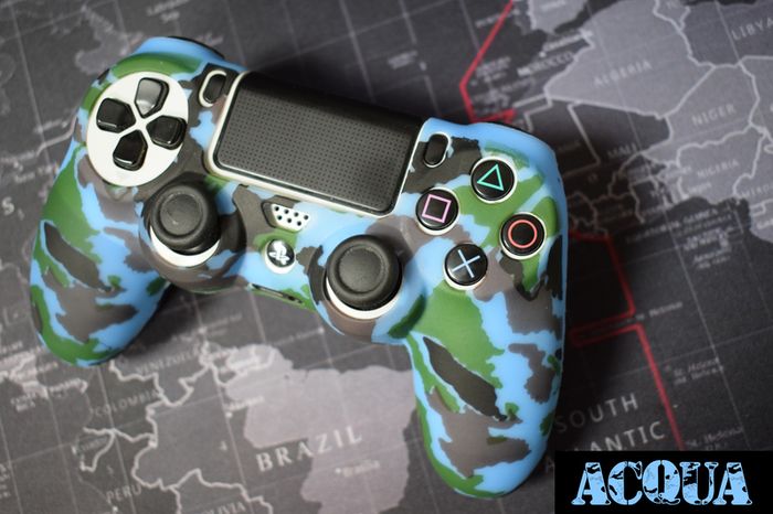 Dualshock 4 - Camouflage Covers (Red,Blue,Green)