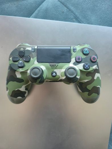 PS4 controller Camo