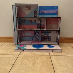LOL dolls house