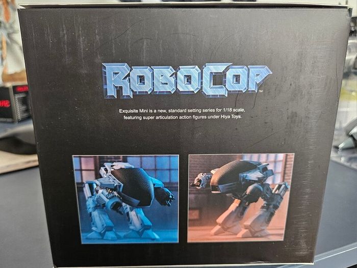Hiya Toys RoboCop ED-209 1/18 scale figure