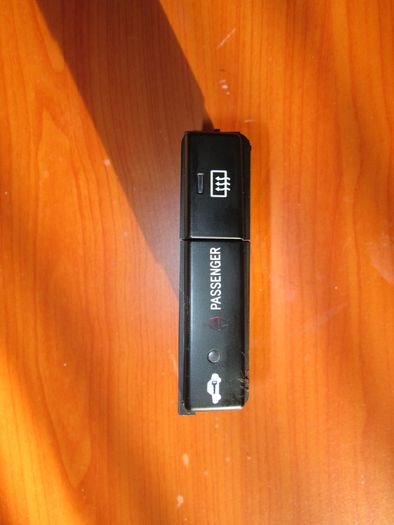 Toyota Avensis Demist And Lock Switch