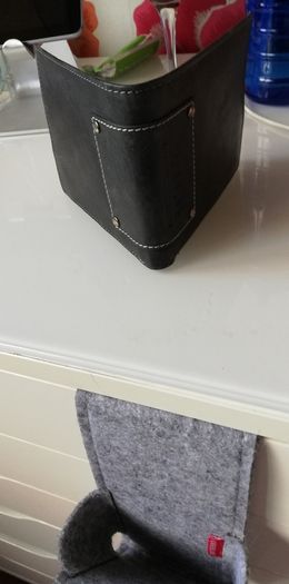 Gents leather wallet