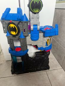 batman bat cave