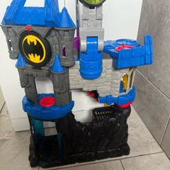 batman bat cave