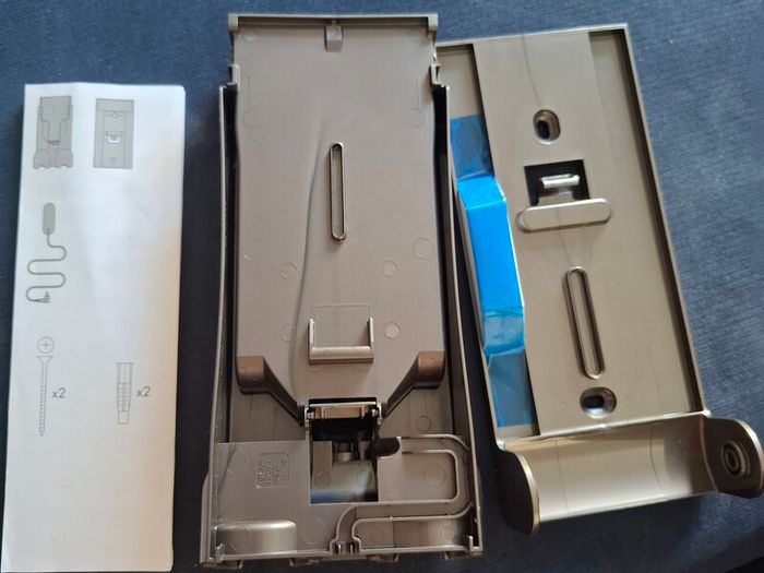 Dyson V12 docking stand