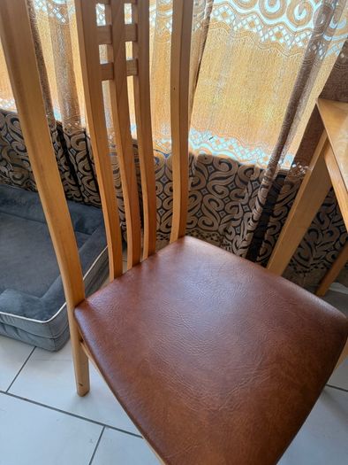 extendable dining table