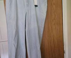 Jeans size 22