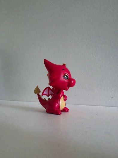 Delilah Red Baby Dragon Vinyl Figure T-463