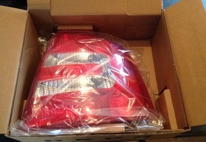 Skoda Octavia tail light BNIB!
