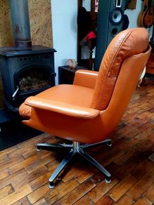 Mid century original Co.fe.mo Italian leather lounge chair