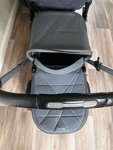 Quinny Hubb duo Double Buggy