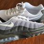Nike Men's Air Max Invigor sneakers Image 2