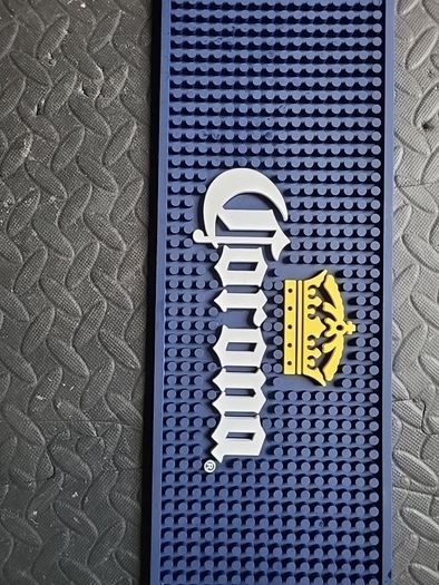 Corona bar runners x2
