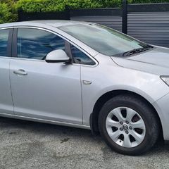 2017 Grey Opel Astra Saloon (Only 91,000km)