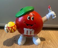 M&M Dispenser Easter Egg
