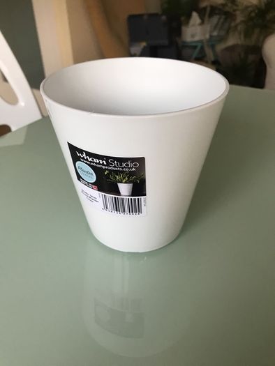 pot/ planter
