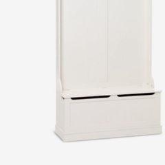Storage unit hall