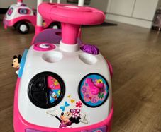Ride on kids toy car