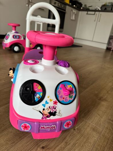 Ride on kids toy car