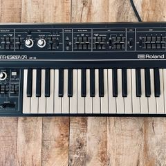 Roland SH 09