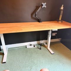 Standing Desk with IKEA countertop