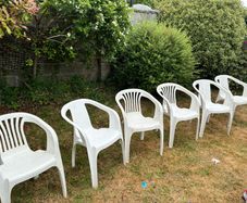 6 garden chairs - Shed Clearout