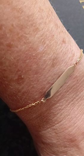 9ct gold identity bracelet CLEARANCE PRICE