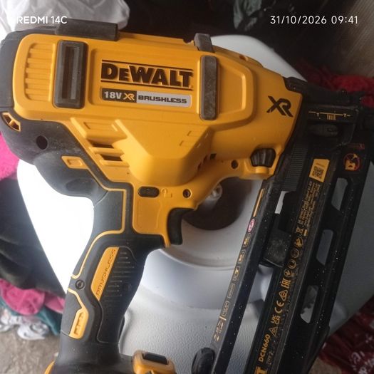 nail gun