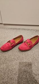 Flat ladies shoes