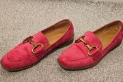 Flat ladies shoes