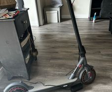 Electric scooter