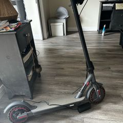 Electric scooter
