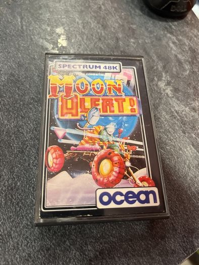 RARE ZX Spectrum Moon Alert (Ocean Software, 1984) - Immaculate Bob Wakelin Artwork