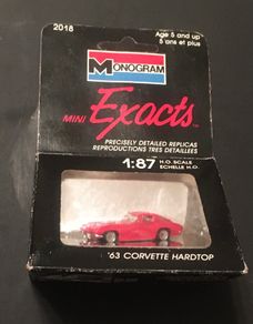 Monogram 1:87 Corvette Stingray
