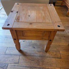 lamp table