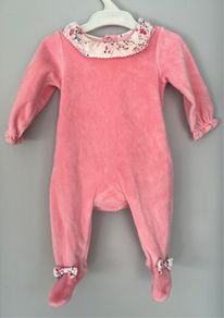 Willow by Leigh Tucker pink velour with floral details all in one Newborn EUC